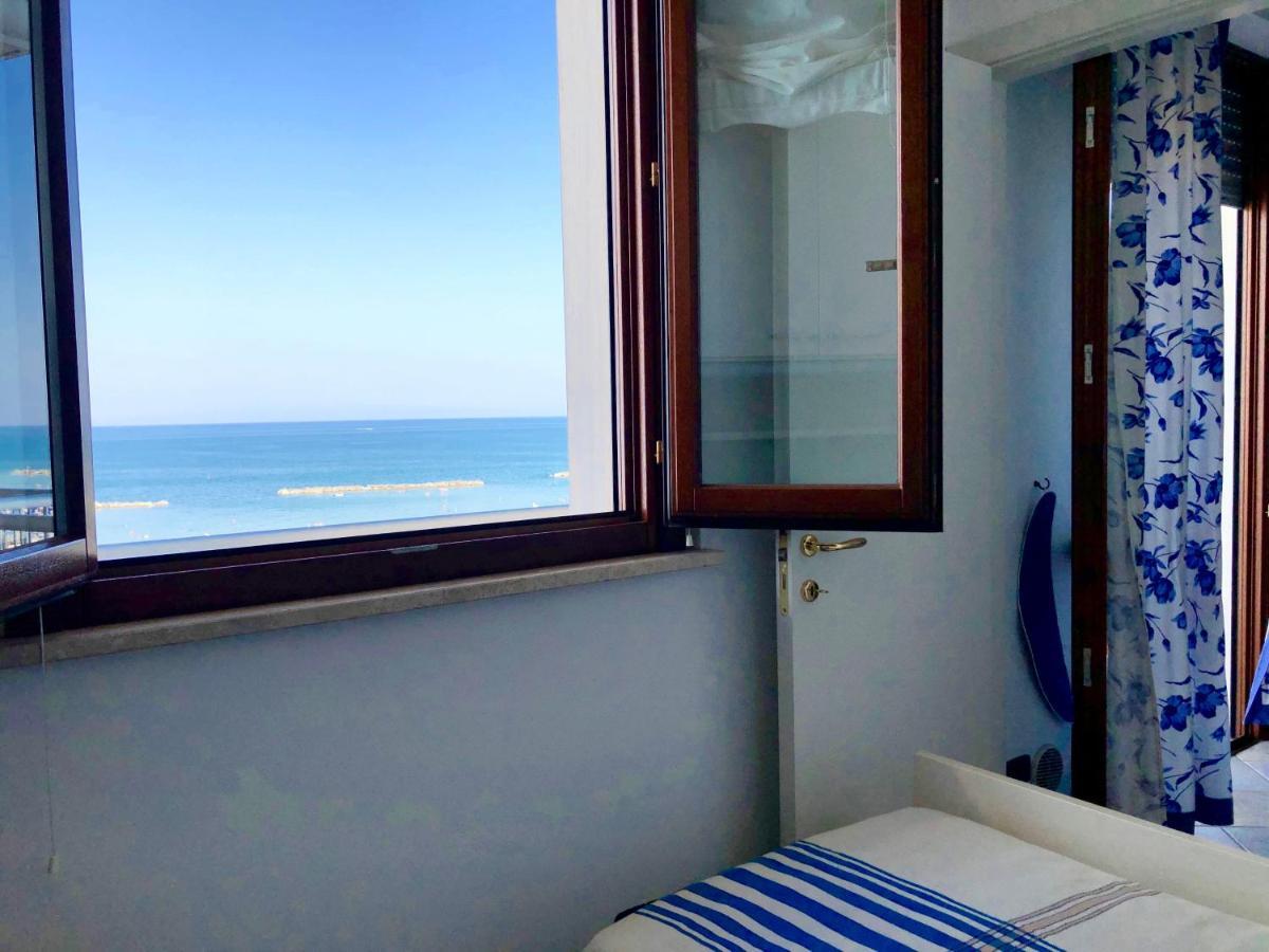 Apartment Casa Confalonieri Fronte Mare Con Vista Mozzafiato